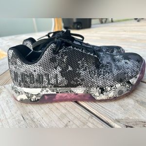 WOMEN'S FLORAL TRAINER+